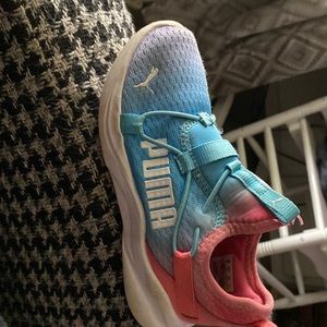Puma children’s girl shoes size 13